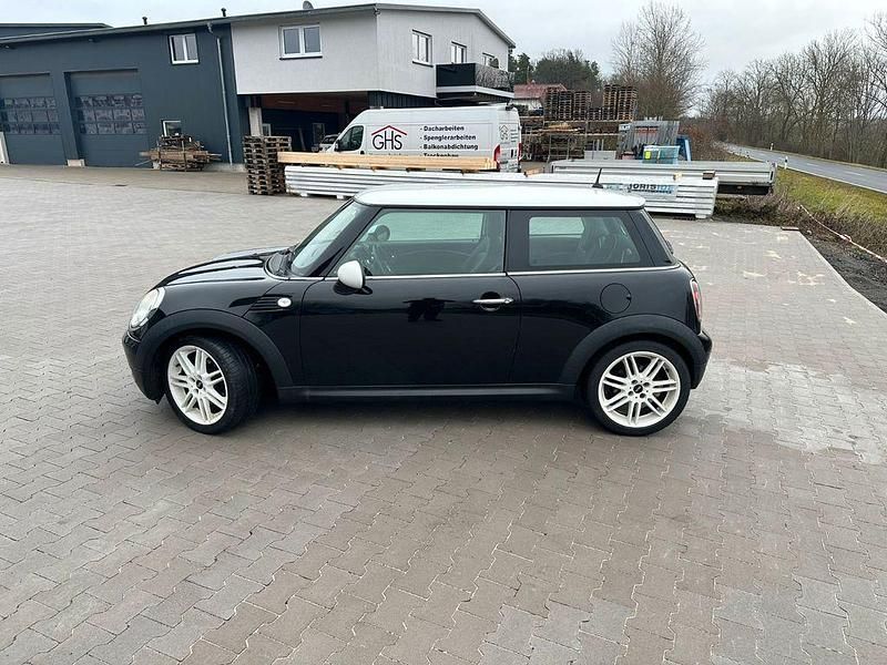 Gebraucht Mini Cooper 122 PS (89 kW) 2010 Schwarz Kleinwagen