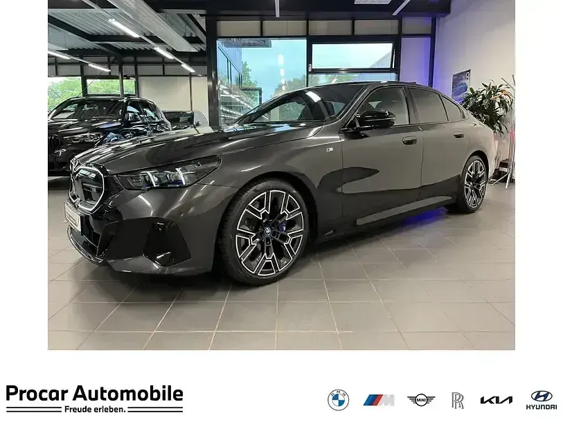Gebraucht BMW i5 M Sport 442 kW (601 PS) 2025 Limousine