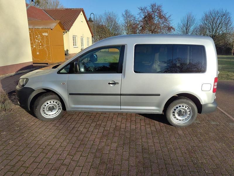 Silber Gebraucht 2014 VW Caddy Van / Kleinbus | 7.400 € (Guter Preis) - Bild 1/4