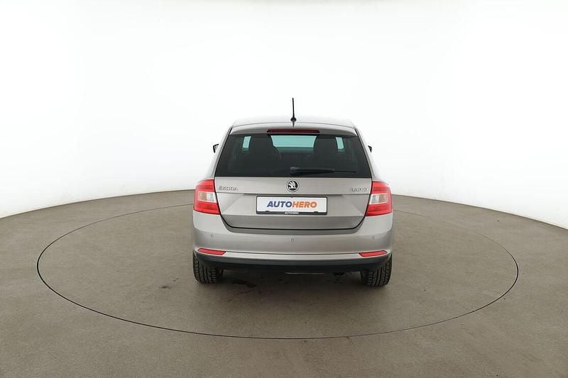 Gebraucht Skoda Rapid Joy 90 PS (66 kW) 2016 Gelb Kleinwagen