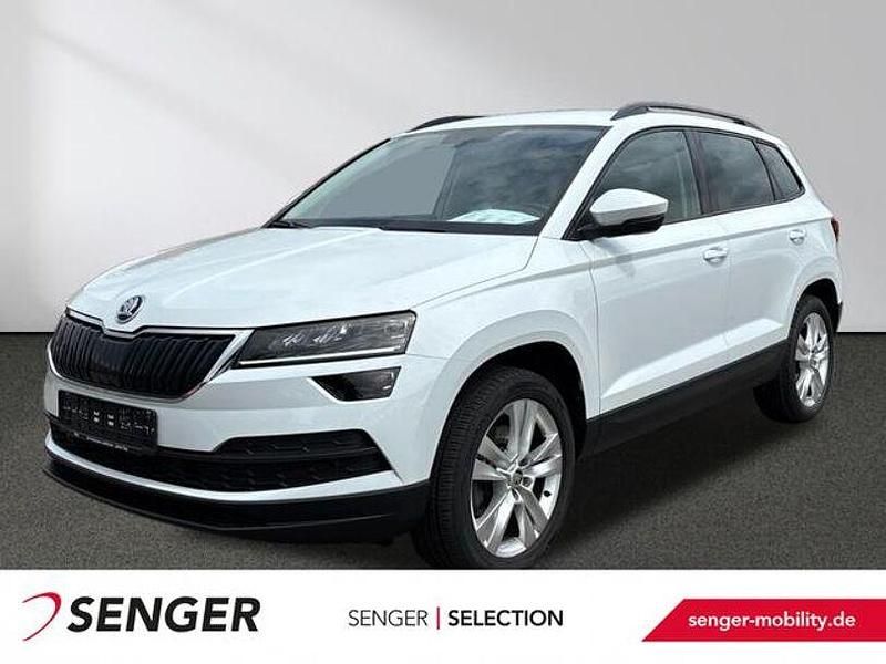 Moon weiss perleffekt met. Gebraucht 2022 Skoda Karoq Style SUV | 27.480 € (Guter Preis) - Bild 1/3