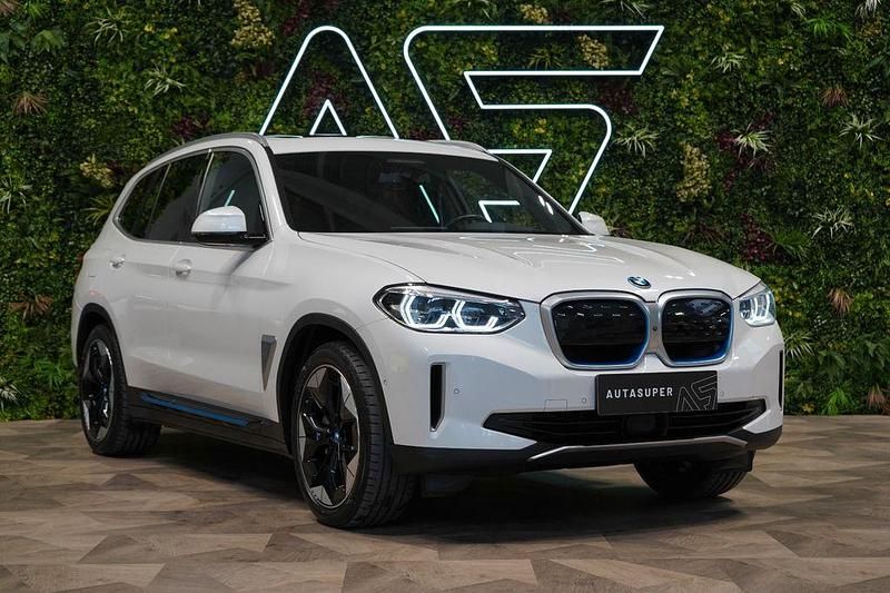 Gebraucht BMW iX3 Impressive 210 kW (286 PS) 2021 Weiß SUV