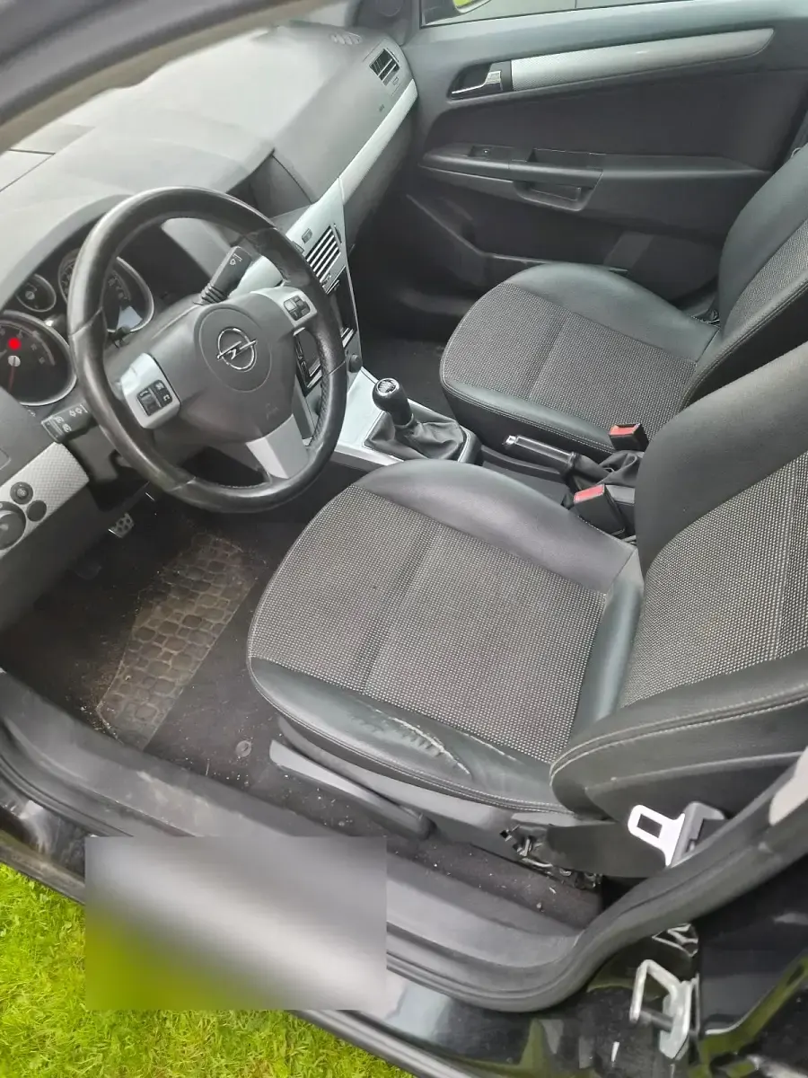 Gebraucht Opel Astra 200 PS (147 kW) 2004 Schwarz Kombi