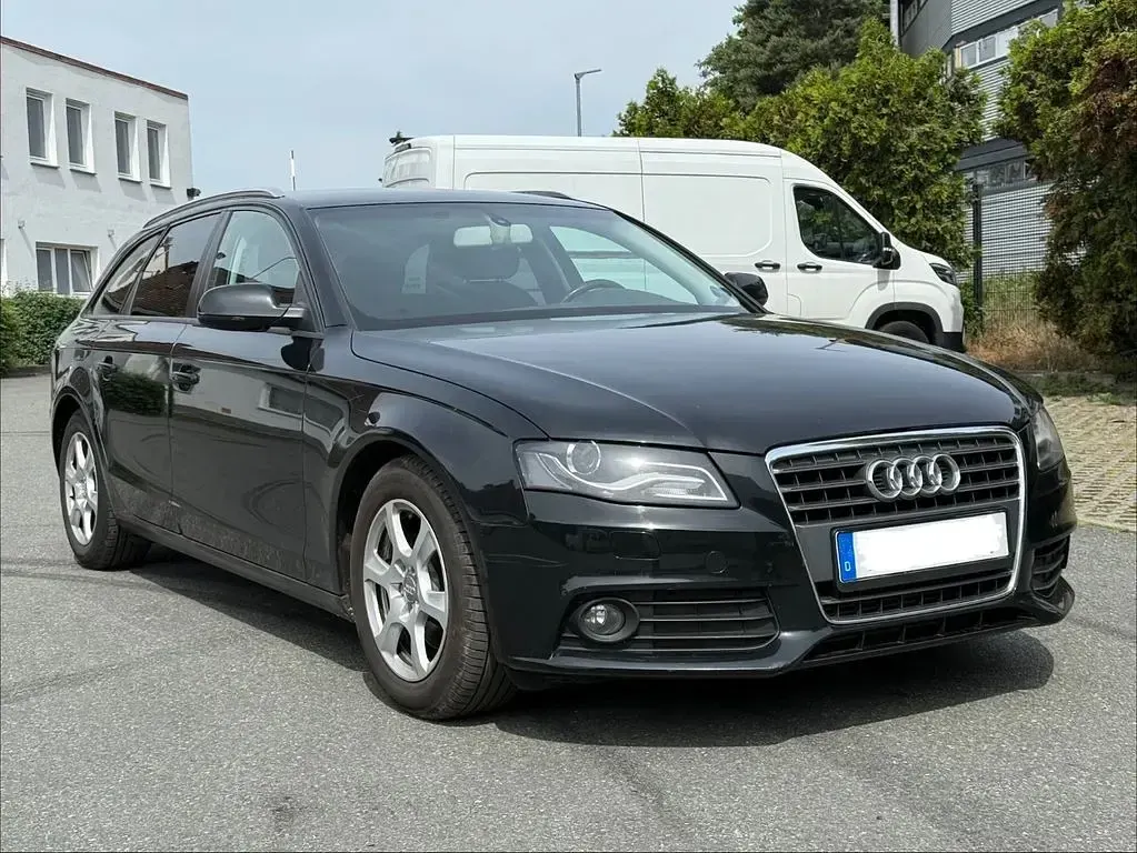 Gebraucht Audi A4 Ambiente 136 PS (100 kW) 2011 Schwarz Kombi