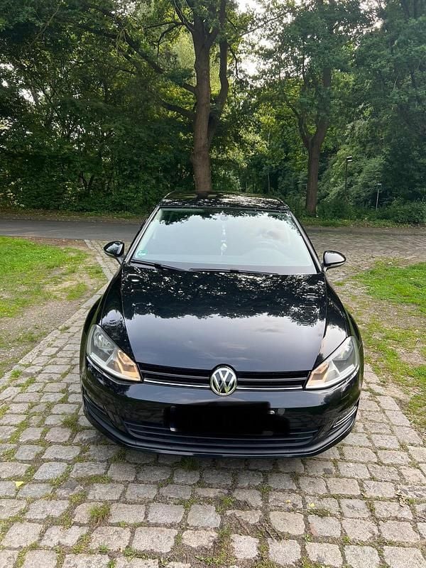 Gebraucht VW Golf VII 86 PS (63 kW) 2013 Schwarz Kleinwagen