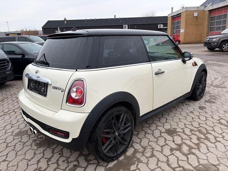 Usado Mini Cooper D 111 HP (81 kW) 2012 Bege Citadino