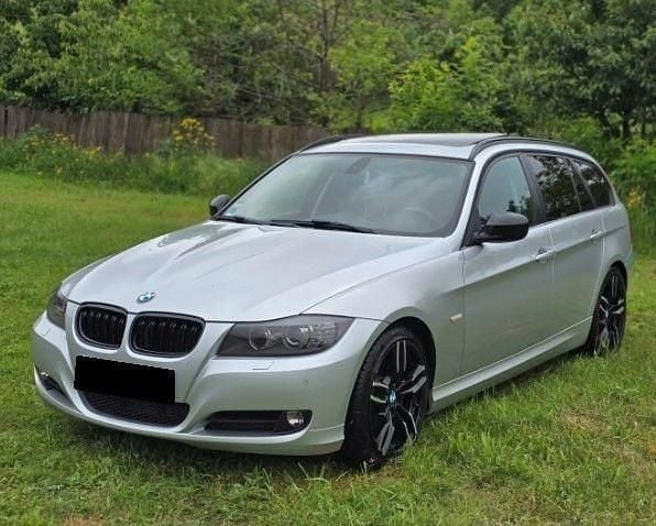 Silber Gebraucht 2011 BMW 320 Kombi | 5.000 € (Superpreis) - Bild 1/4
