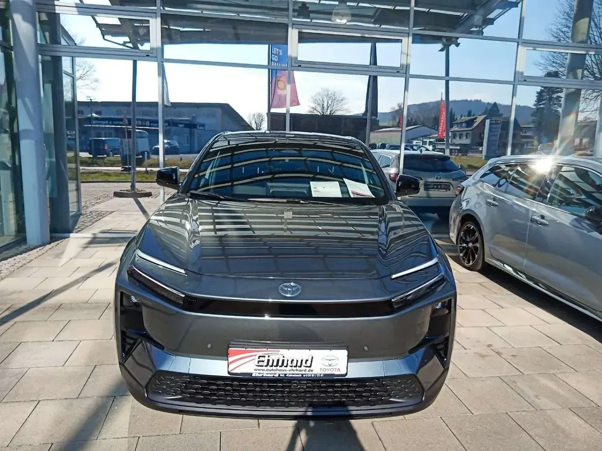 Neu Toyota C-HR+ 164 kW (224 PS) 2026 Grau SUV