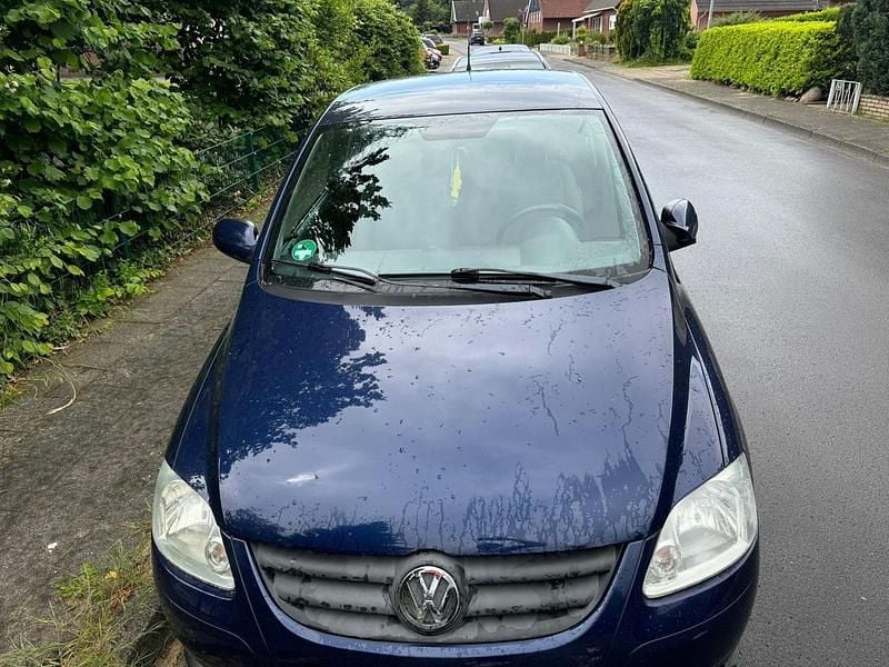 Blau Gebraucht 2008 VW Fox Kleinwagen | 400 € (Superpreis) - Bild 1/4