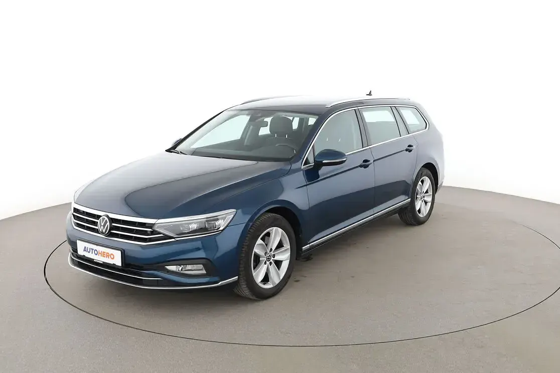 Gebraucht VW Passat Elegance 150 PS (110 kW) 2022 Kombi
