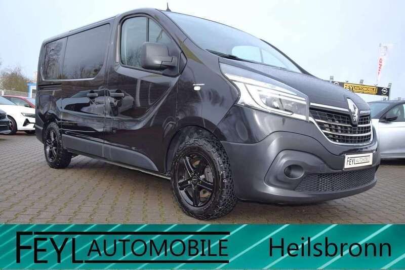 Schwarz Gebraucht 2020 Renault Trafic Van | 25.900 € (Teuer) - Bild 1/4