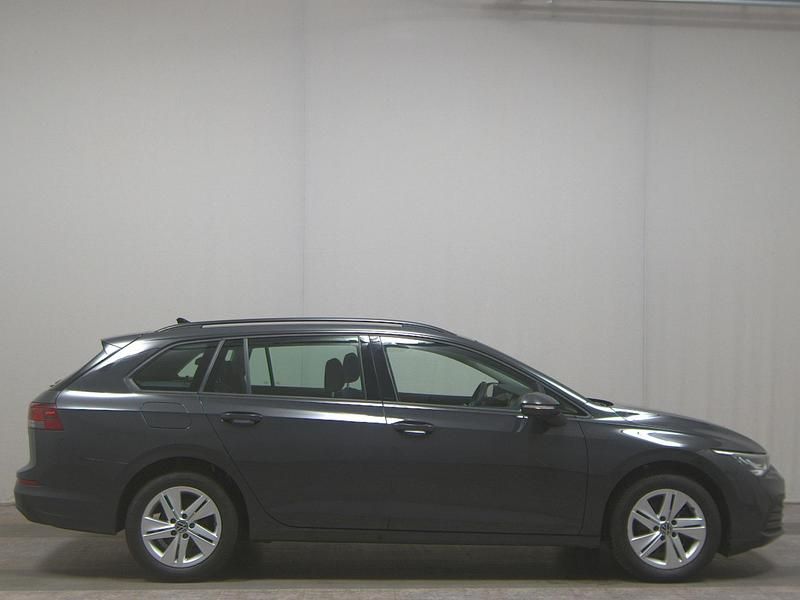 Gebraucht VW Golf VIII Pro 110 PS (80 kW) 2022 Grau Kombi