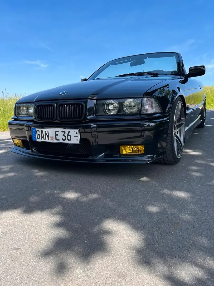 Gebraucht BMW 320 Cabriolet 150 PS (110 kW) 1995 Schwarz Cabrio