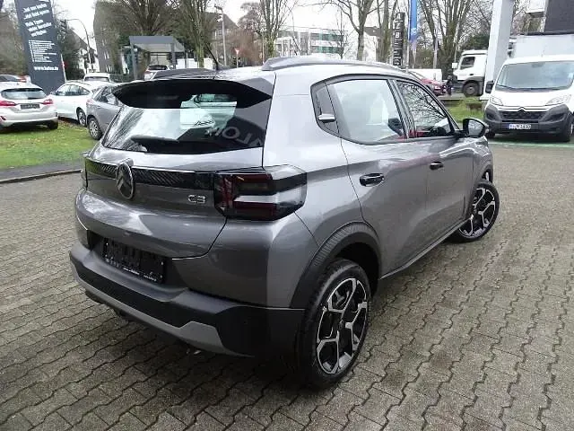 Neu Citroën C3 110 PS (80 kW) 2025 Grau Limousine
