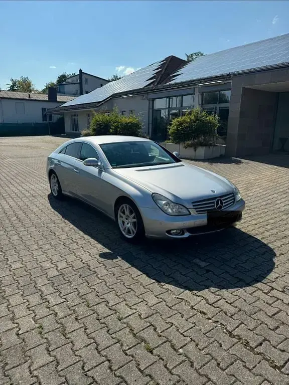 Gebraucht Mercedes CLS350 272 PS (200 kW) 2005 Silber Coupé