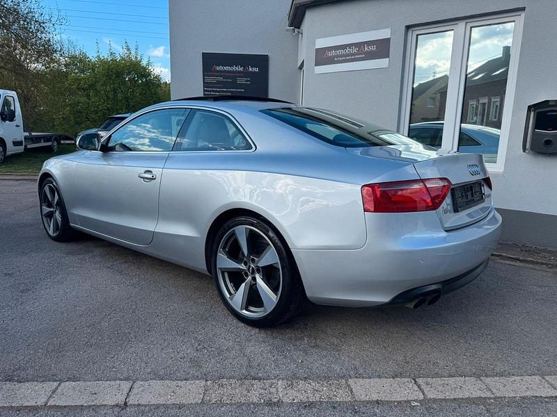 Second-hand Audi A5 Comfort 179 CP (131 kW) 2010 Argintiu Coupe