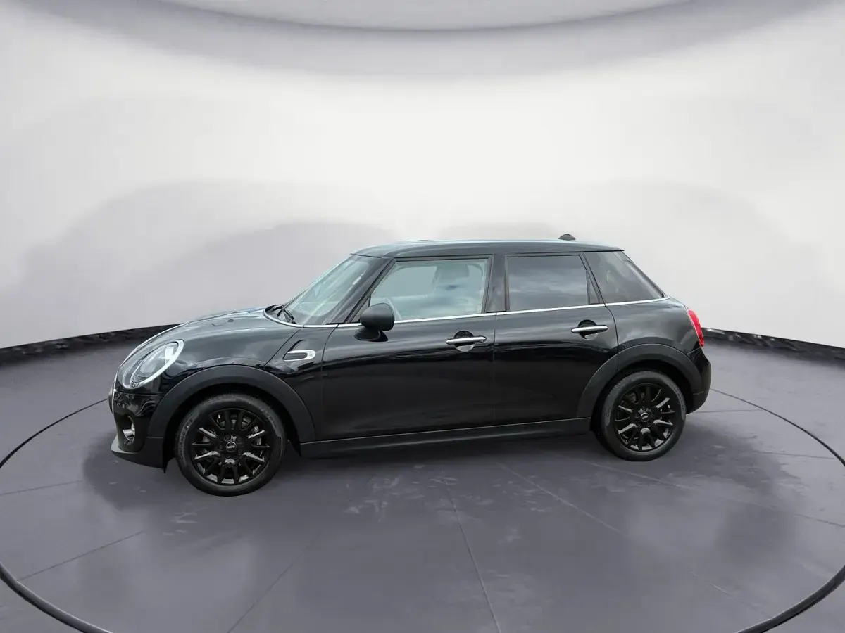 Gebraucht Mini ONE 102 PS (75 kW) 2019 Schwarz Kleinwagen