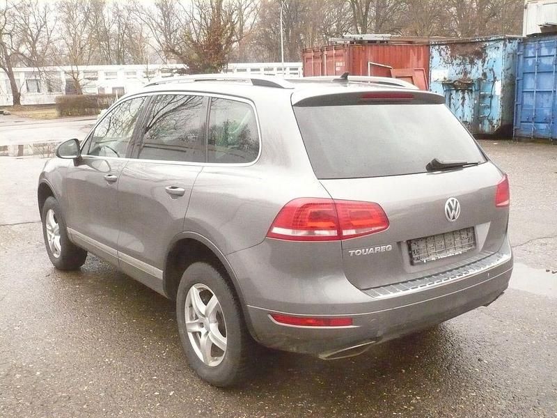 Gebraucht VW Touareg 245 PS (180 kW) 2012 Grau SUV