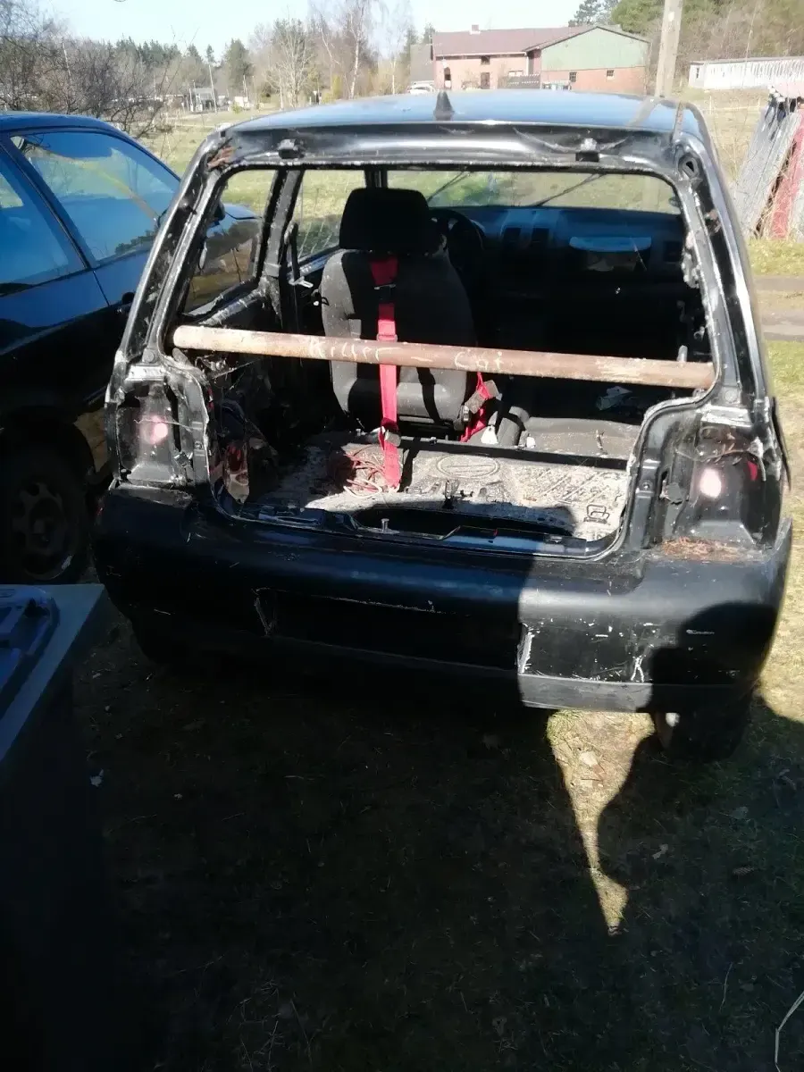 Gebraucht VW Lupo 50 PS (36 kW) 2001 Schwarz Kleinwagen