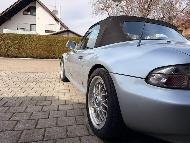 Gebraucht BMW Z3 118 PS (86 kW) 1996 Silber Cabrio