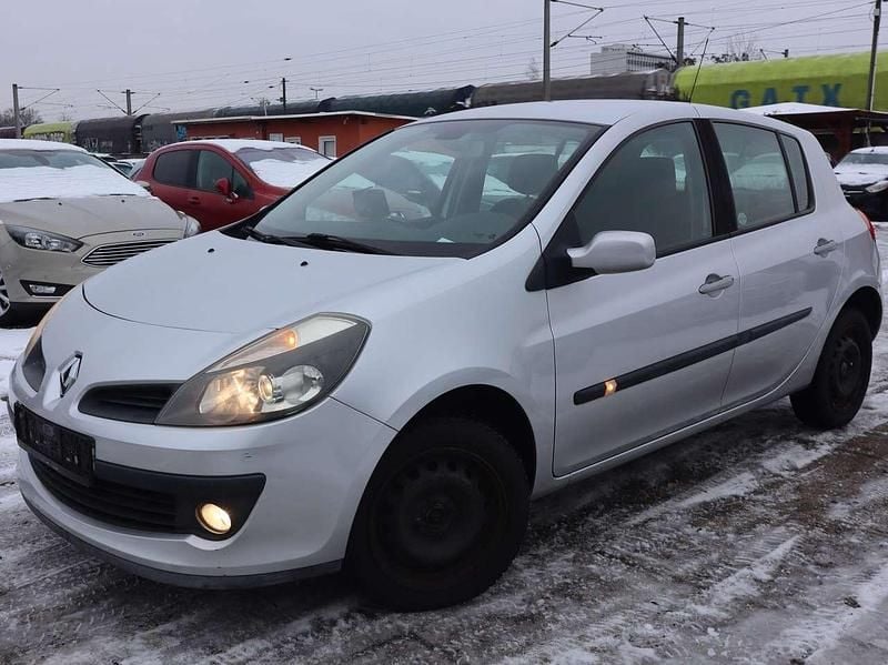 Grau Gebraucht 2006 Renault Clio II Authentique Kleinwagen | 1.600 € (Guter Preis) - Bild 1/4