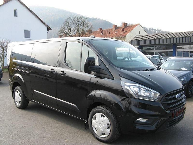 Usata Ford Transit Custom 131 CV (96 kW) 2022 Nero Monovolume