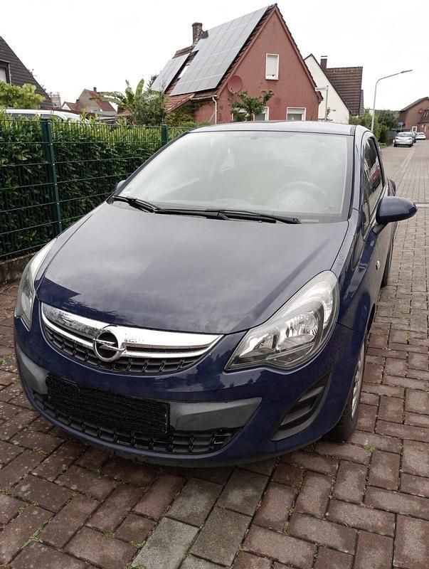 Blau Gebraucht 2014 Opel Corsa Selection Kleinwagen | 2.500 € (Superpreis) - Bild 1/4
