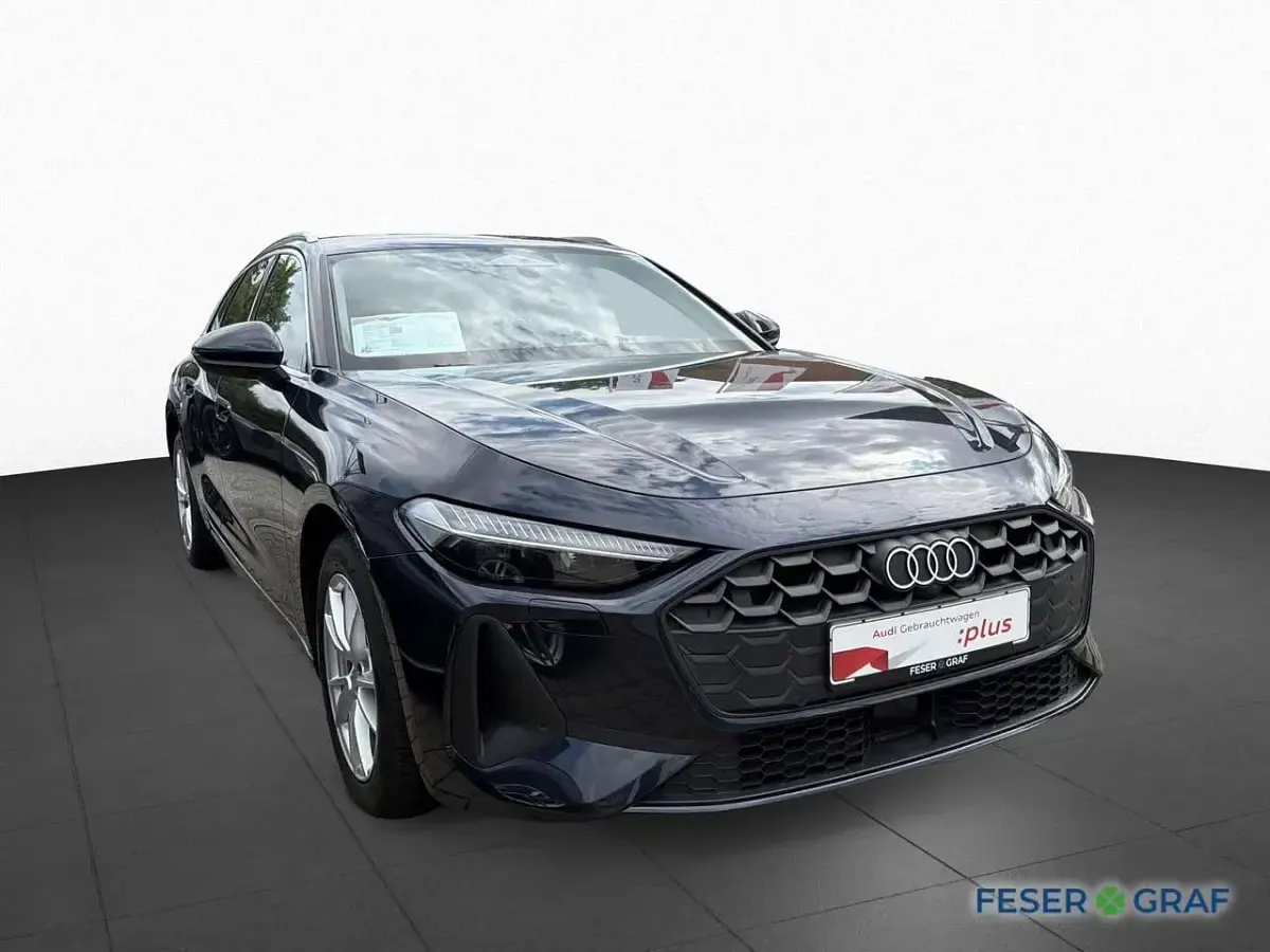 Gebraucht Audi A5 Sport 204 PS (150 kW) 2025 Firmamentblau metallic Kombi