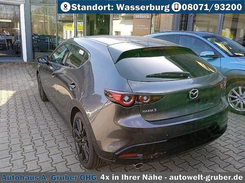 Neu Mazda 3 Homura-Line 140 PS (102 kW) 2026 Machine gray Limousine