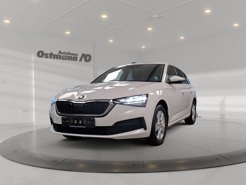 Occasion Skoda Scala Active 95 ch (69 kW) 2022 Blanc Citadine