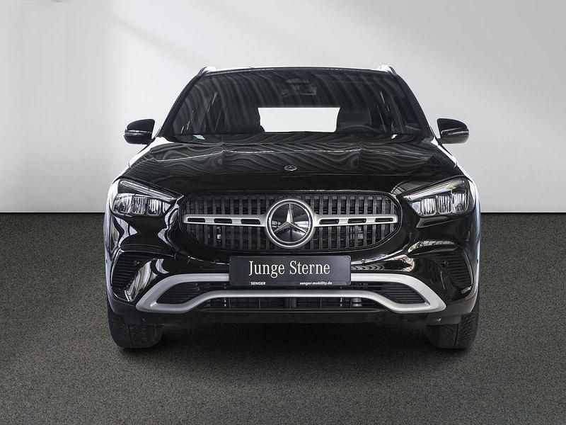 Gebraucht Mercedes GLA200 Advanced 163 PS (119 kW) 2024 Schwarz SUV