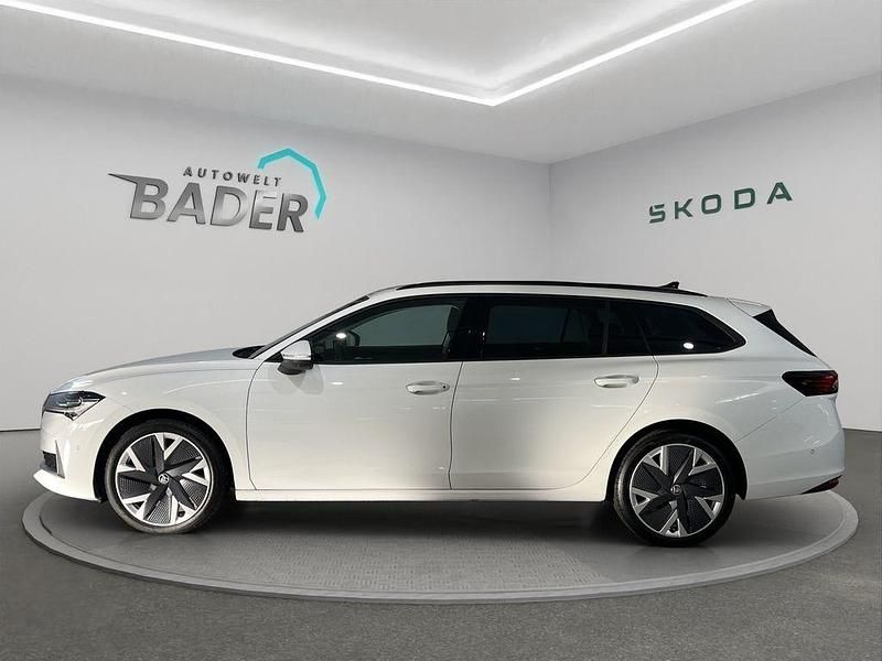 Gebraucht Skoda Superb Ambition 193 PS (141 kW) 2024 Purity weiss Kombi
