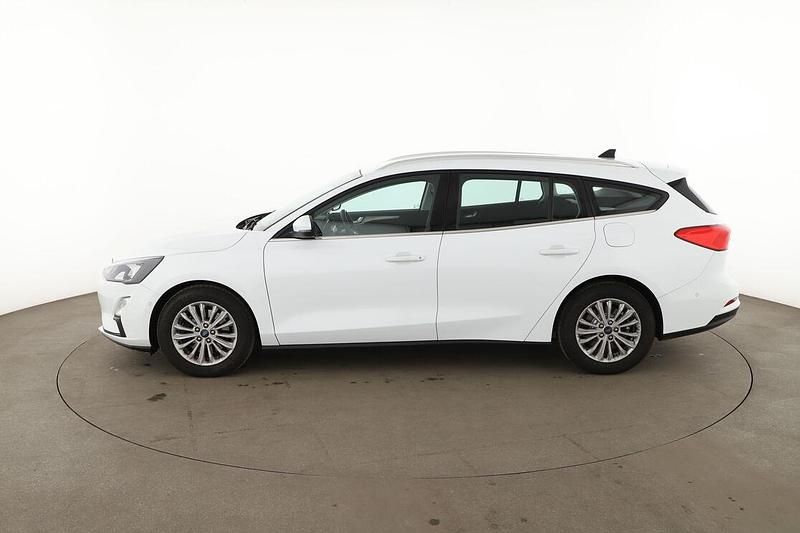 Gebraucht Ford Focus Titanium 120 PS (88 kW) 2022 Weiß Kombi
