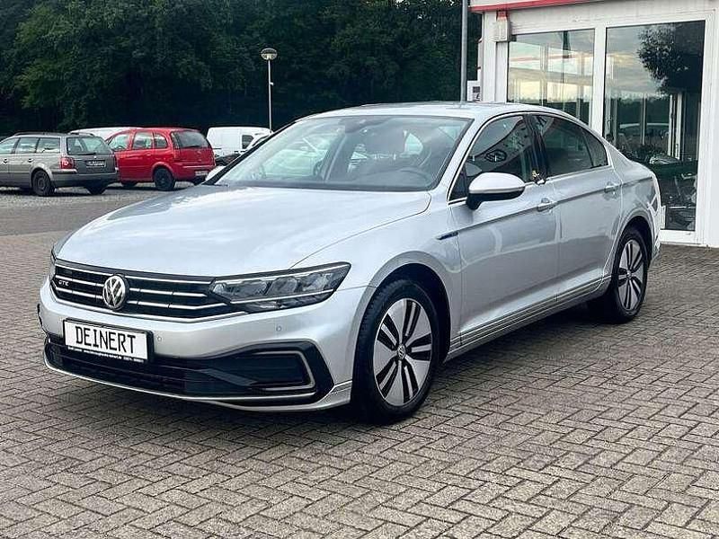 Gebraucht VW Passat GTE 218 PS (160 kW) 2020 Silber Limousine