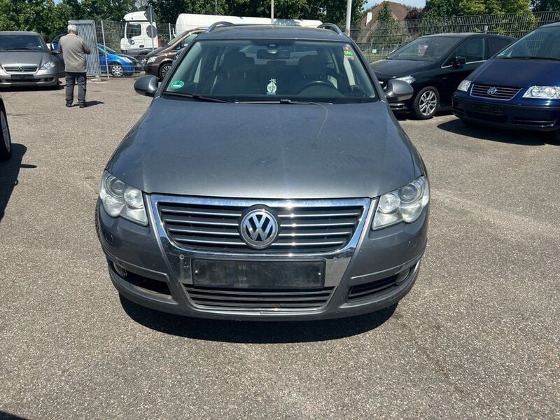 Grau Gebraucht 2007 VW Passat Highline Kombi | 1.900 € (Guter Preis) - Bild 1/4