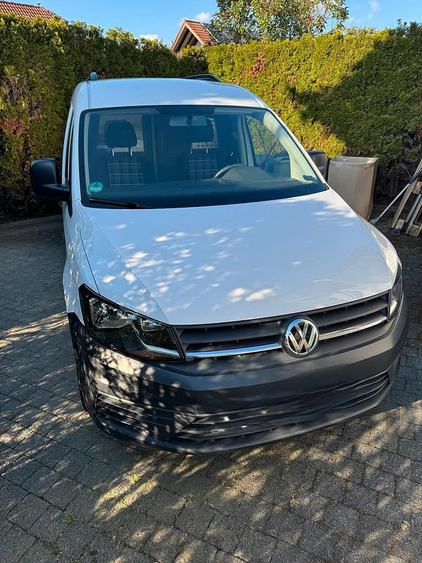 Gebraucht VW Caddy 102 PS (75 kW) 2019 Weiß Van / Kleinbus