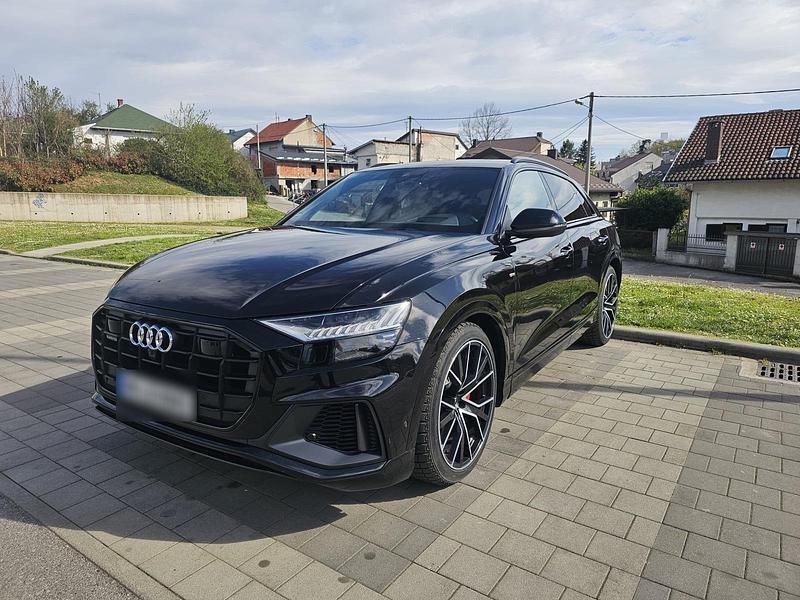 Gebraucht Audi Q8 S-Line 286 PS (210 kW) 2019 Schwarz SUV