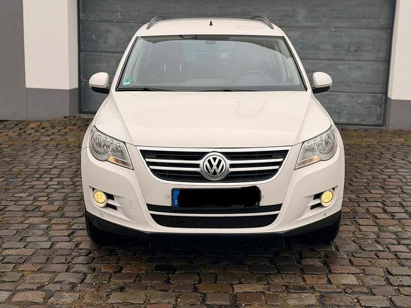 Gebraucht VW Tiguan 140 PS (102 kW) 2011 Weiß SUV