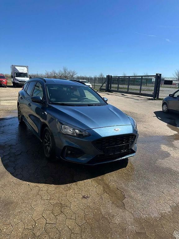 Usado Ford Focus ST-Line 120 CV (88 kW) 2019 Azul Berlina