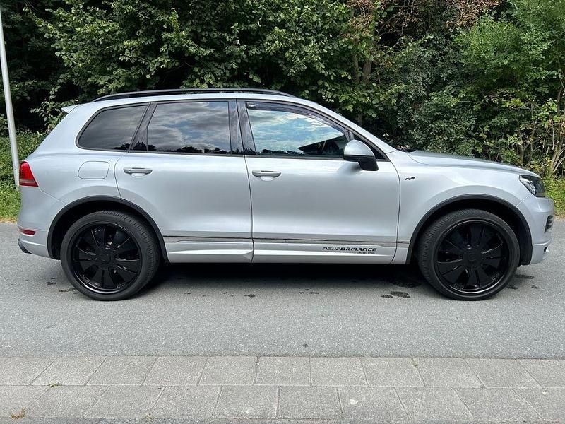 Gebraucht VW Touareg R-line Plus 245 PS (180 kW) 2013 Silber SUV