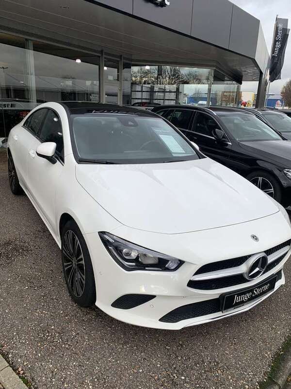 Gebraucht 2021 Mercedes CLA180 Edition Limousine | 26.900 € - Bild 1/4