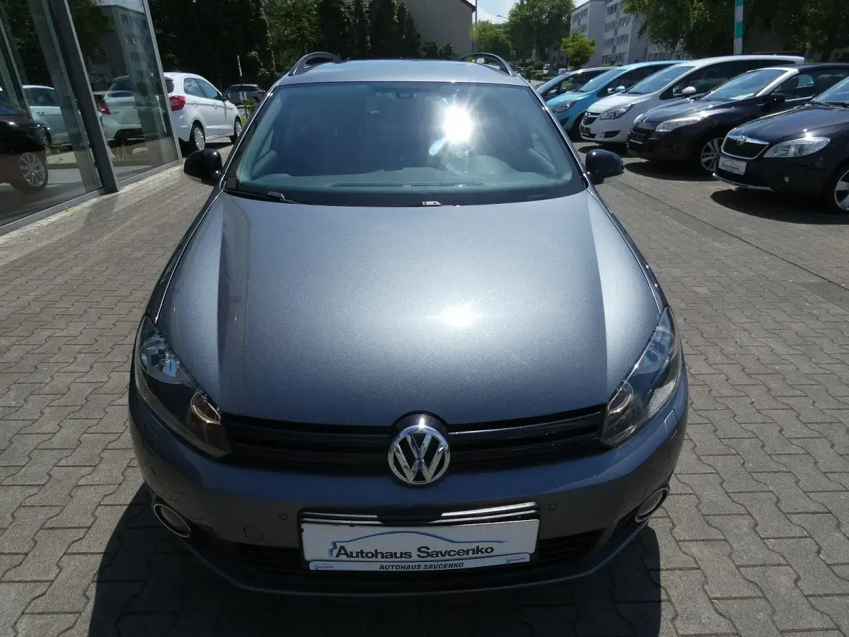 Gebraucht VW Golf VII Match 105 PS (77 kW) 2013 Grau Kombi