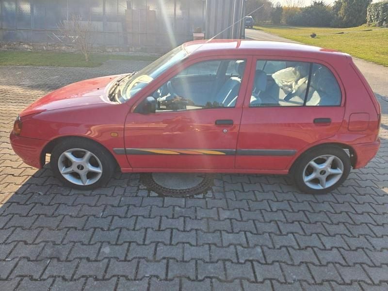 Gebraucht Toyota Starlet 75 PS (55 kW) 1996 Rot Kleinwagen
