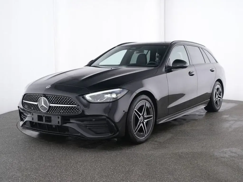 Gebraucht Mercedes C220 AMG 200 PS (147 kW) 2025 Schwarz Limousine