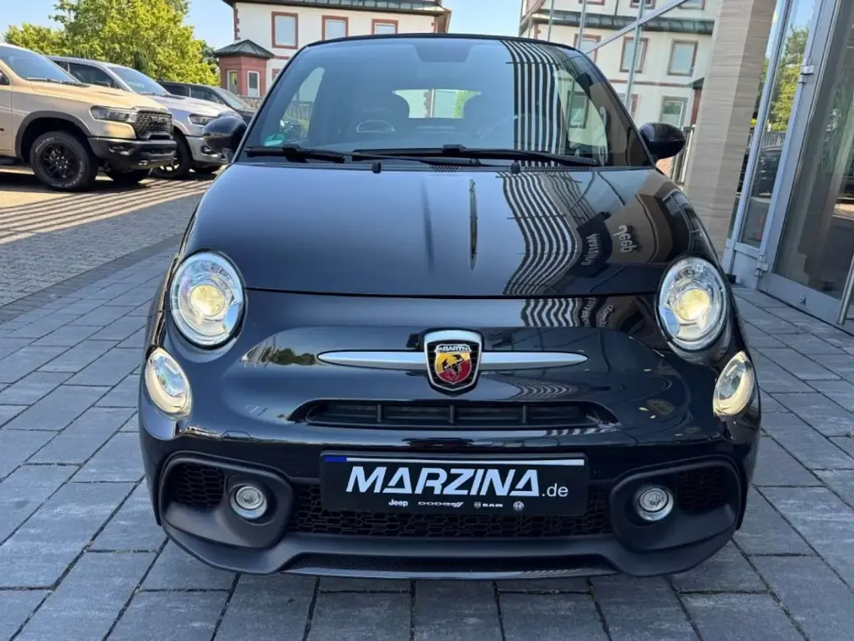 Gebraucht Abarth 595C Turismo 165 PS (121 kW) 2019 Colore esterno (scorpione schw Cabrio