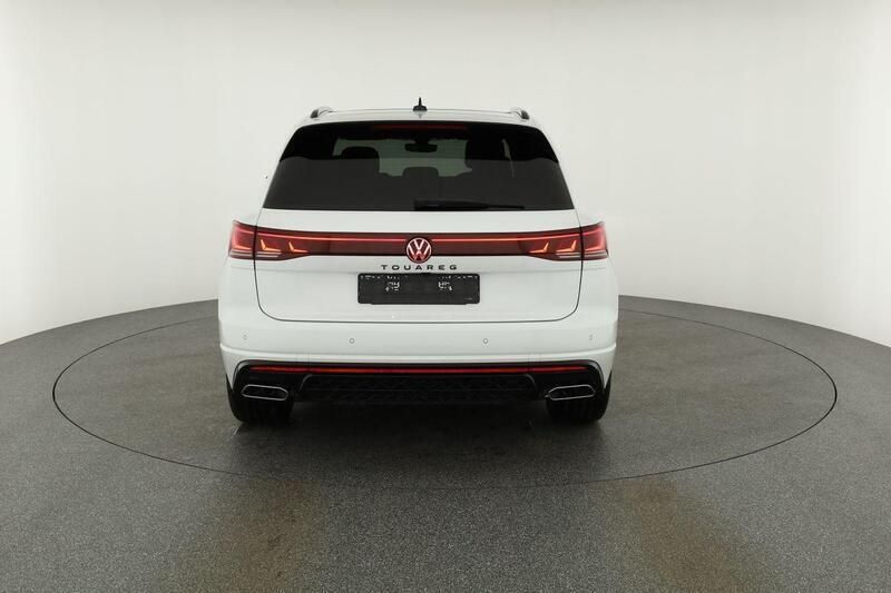 Oryxweiß perleffekt Neu 2025 VW Touareg R-line SUV | 79.995 € - Bild 1/4