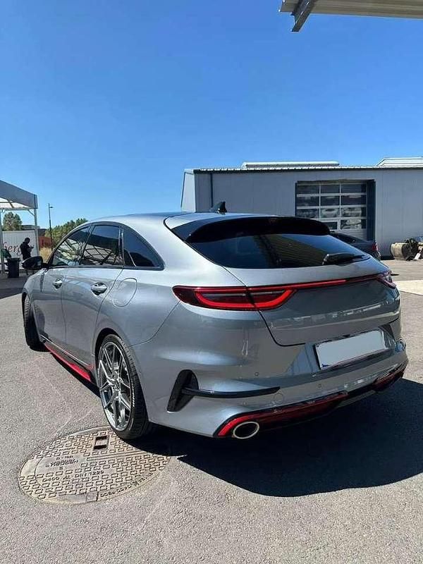 Gebraucht Kia ProCeed GT 204 PS (150 kW) 2021 Silber Coupé