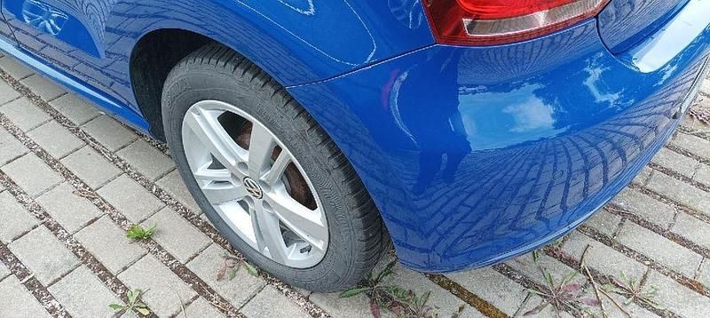 Gebraucht VW Polo Match 60 PS (44 kW) 2012 Blau Limousine