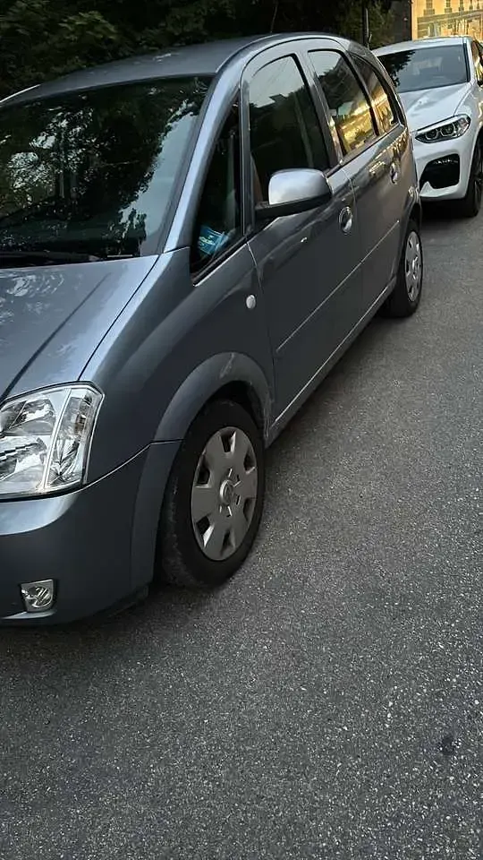 Gebraucht Opel Meriva Edition 125 PS (91 kW) 2005 Van / Kleinbus