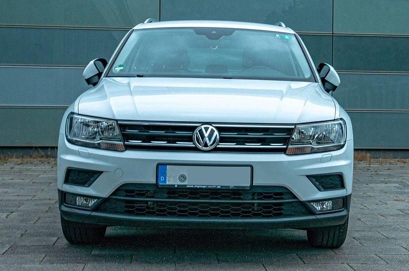 Weiß Gebraucht 2019 VW Tiguan Join SUV | 22.600 € (Guter Preis) - Bild 1/4